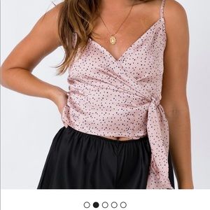 Brand New never work wrap tank